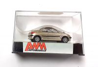 Peugeot 206 CC geschlossen in hellgold metallic - AWM 0309 - 1/8